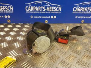 Usagé Ceinture de sécurité arrière centre Volkswagen Golf Prix € 42,00 Règlement à la marge proposé par Carparts Heesch