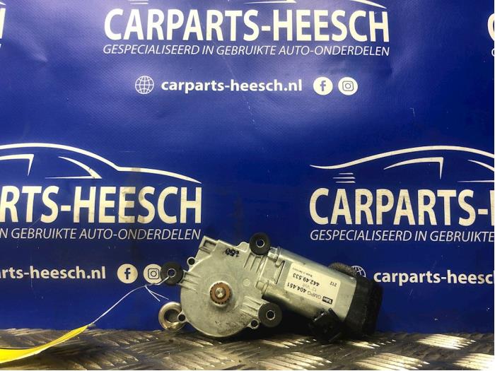 Używane Silnik szyberdachu Volvo S80 (TR/TS) 2.4 SE 20V 170 Cena € 40,00 Procedura marży oferowane przez Carparts Heesch