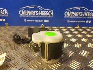 Used Rear seatbelt, left Opel Vectra C 2.2 DIG 16V Price € 42,00 Margin scheme offered by Carparts Heesch