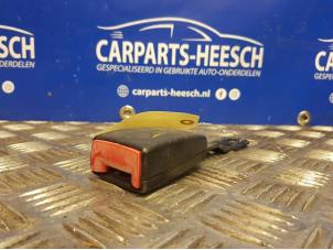 Usagé Attache ceinture avant gauche Audi A2 Prix € 21,00 Règlement à la marge proposé par Carparts Heesch