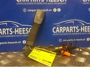 Usagé Tendeur de ceinture droit Ford Focus Prix € 36,75 Règlement à la marge proposé par Carparts Heesch