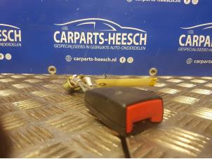 Used Rear seatbelt buckle, right Audi A4 Avant (B6) 2.0 20V Price € 21,00 Margin scheme offered by Carparts Heesch