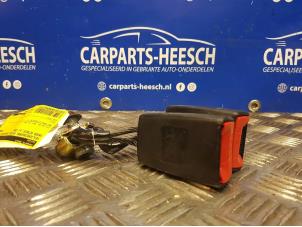 Usagé Insertion ceinture de sécurité arrière gauche Skoda Octavia Prix € 21,00 Règlement à la marge proposé par Carparts Heesch