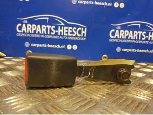 Gebrauchte Sicherheitsgurt Schließe rechts vorne Mitsubishi Outlander Preis € 21,00 Margenregelung angeboten von Carparts Heesch