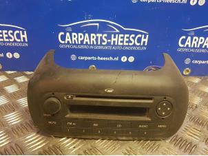 Usados Reproductor de CD y radio Citroen Nemo Precio € 78,75 Norma de margen ofrecido por Carparts Heesch