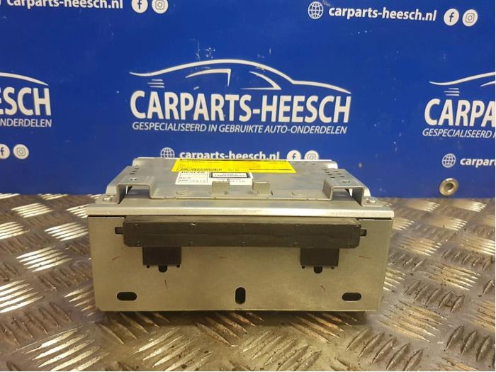 Używane Odtwarzacz CD Ford Fiesta Cena € 50,00 Procedura marży oferowane przez Carparts Heesch