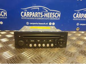 Używane Radioodtwarzacz CD Citroen C3 Cena € 42,00 Procedura marży oferowane przez Carparts Heesch