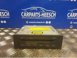 Used CD player Audi A3 (8P1) 2.0 16V FSI Price € 42,00 Margin scheme offered by Carparts Heesch