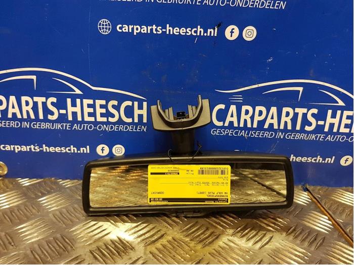 Używane Lusterko wewnetrzne Volkswagen Golf Plus (5M1/1KP) 1.4 TSI 140 16V Cena € 30,00 Procedura marży oferowane przez Carparts Heesch
