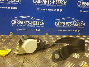 Usagé Ceinture de sécurité arrière gauche Peugeot 308 Prix € 42,00 Règlement à la marge proposé par Carparts Heesch