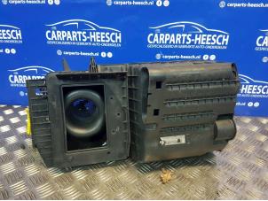 Usados Cuerpo de filtro de aire Ford S-Max (GBW) 2.5 Turbo 20V Precio € 52,50 Norma de margen ofrecido por Carparts Heesch