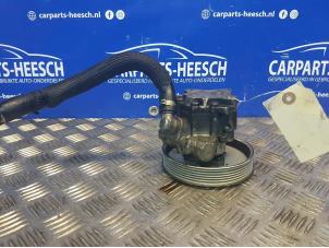 Used Power steering pump Audi A4 Avant (B7) 2.5 TDI V6 24V Price € 52,50 Margin scheme offered by Carparts Heesch