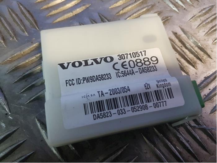 Relé de alarma de un Volvo S40 (MS) 2.4i 20V 2005