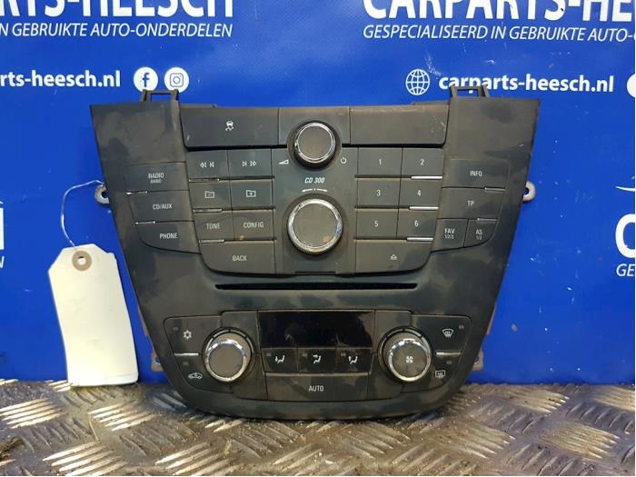 Używane Panel climatronic Opel Insignia Cena € 75,00 Procedura marży oferowane przez Carparts Heesch