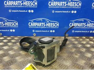Used Front seatbelt, right Audi A4 Cabrio (B7) 1.8 T 20V Price € 52,50 Margin scheme offered by Carparts Heesch