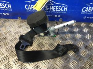 Used Rear seatbelt, right Volvo S40 (MS) 2.0 D 16V Price € 42,00 Margin scheme offered by Carparts Heesch