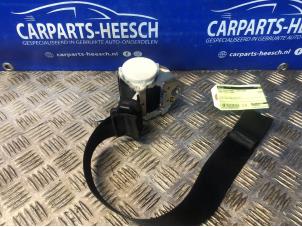 Used Front seatbelt, left Ford Focus 2 C+C 2.0 16V Price € 36,75 Margin scheme offered by Carparts Heesch