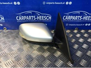 Used Wing mirror, right Volvo V50 (MW) 2.4i 20V Price € 105,00 Margin scheme offered by Carparts Heesch