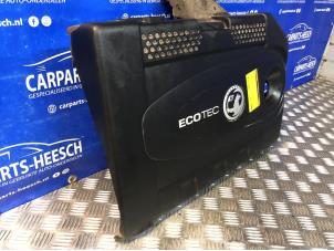 Abdeckblech Motor van een Opel Insignia Sports Tourer 2.0 CDTI 16V 130 ecoFLEX 2010