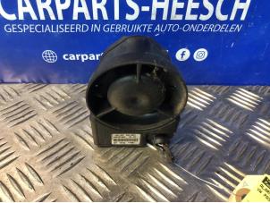 Used Alarm siren Volkswagen Passat Variant (3C5) 2.0 FSI 16V Price € 47,25 Margin scheme offered by Carparts Heesch