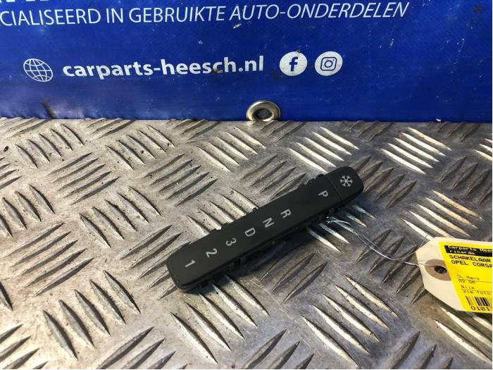 Używane Przelacznik Opel Corsa Cena € 20,00 Procedura marży oferowane przez Carparts Heesch