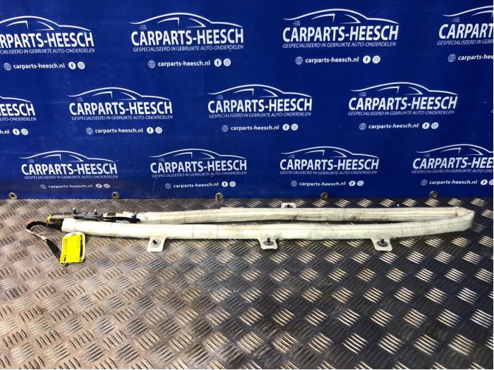 Używane Kurtyna prawa Volvo S80 (AR/AS) 2.4 D5 20V 180 Cena € 75,00 Procedura marży oferowane przez Carparts Heesch
