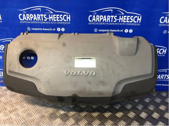 Gebrauchte Abdeckblech Motor Volvo XC70 (SZ) XC70 2.4 D5 20V Preis € 40,00 Margenregelung angeboten von Carparts Heesch