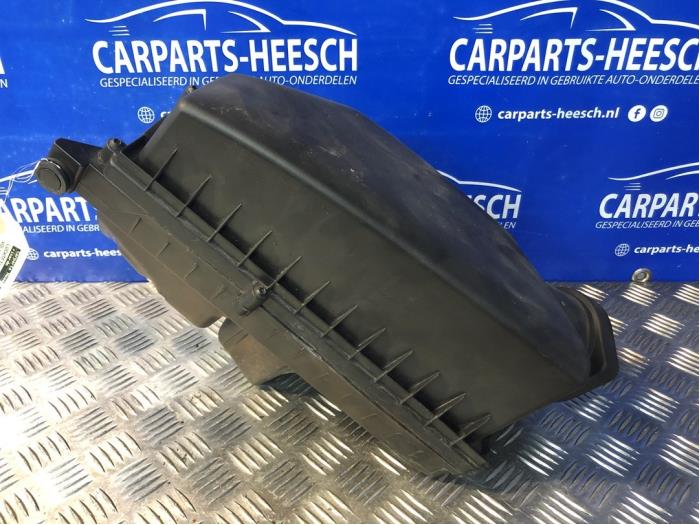 Gebrauchte Luftfiltergehäuse Volvo V70 (BW) 2.0 D3 20V Preis € 35,00 Margenregelung angeboten von Carparts Heesch