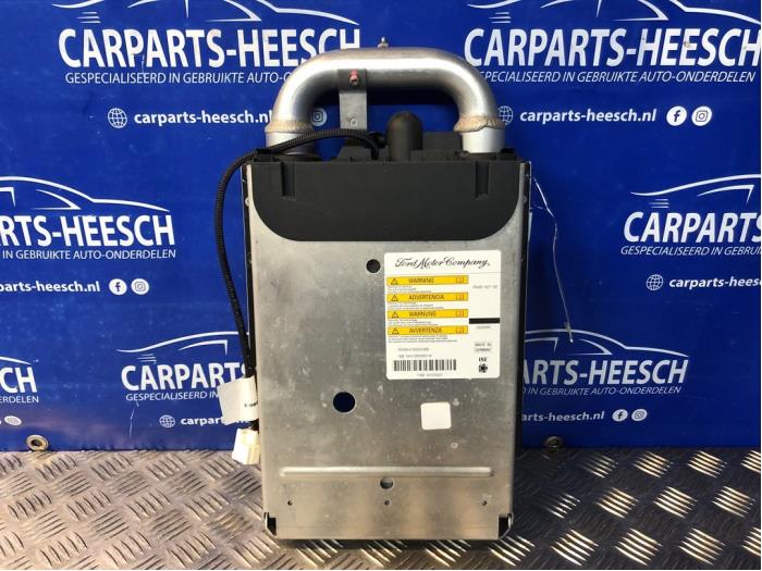 Begagnade Störtbåge Ford Focus 2 C+C 2.0 16V Pris på förfrågan erbjuds av Carparts Heesch
