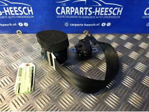 Used Rear seatbelt, centre Ford Galaxy (WA6) Price € 31,50 Margin scheme offered by Carparts Heesch