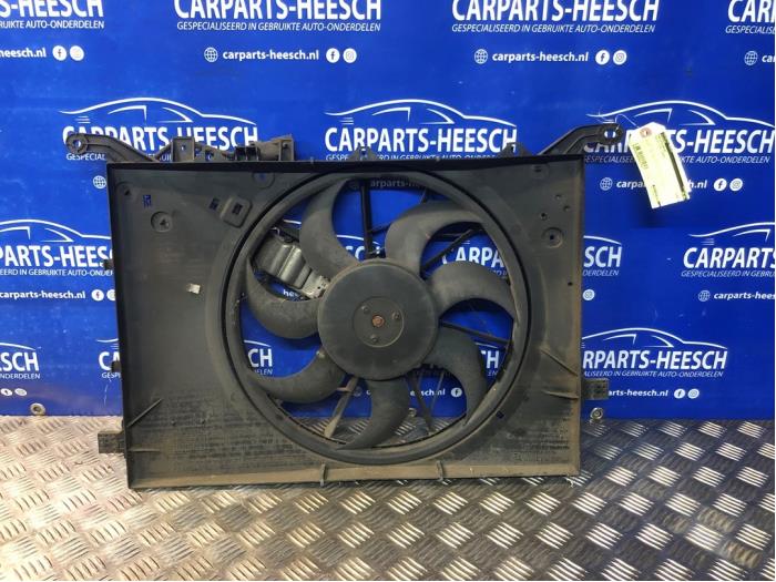 Gebrauchte Kühlerventilator Volvo V70 (SW) 2.4 20V 170 Preis € 50,00 Margenregelung angeboten von Carparts Heesch