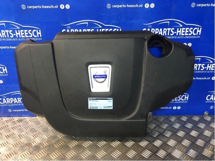 Used Engine cover Volvo V60 I (FW/GW) 2.0 D3 20V Price € 40,00 Margin scheme offered by Carparts Heesch
