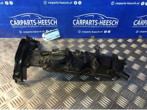 Używane Pokrywa zaworów Ford Focus 3 Wagon 1.6 TDCi 115 Cena € 31,50 Procedura marży oferowane przez Carparts Heesch
