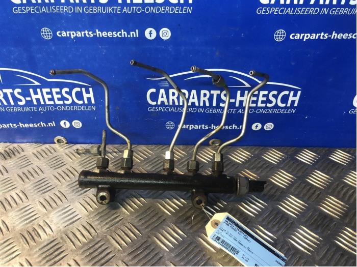 Usagé Système d'injection Ford Focus 3 Wagon 1.6 TDCi 115 Prix € 40,00 Règlement à la marge proposé par Carparts Heesch