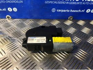 Used Convertible motor Ford Focus 2 C+C 2.0 16V Price € 105,00 Margin scheme offered by Carparts Heesch