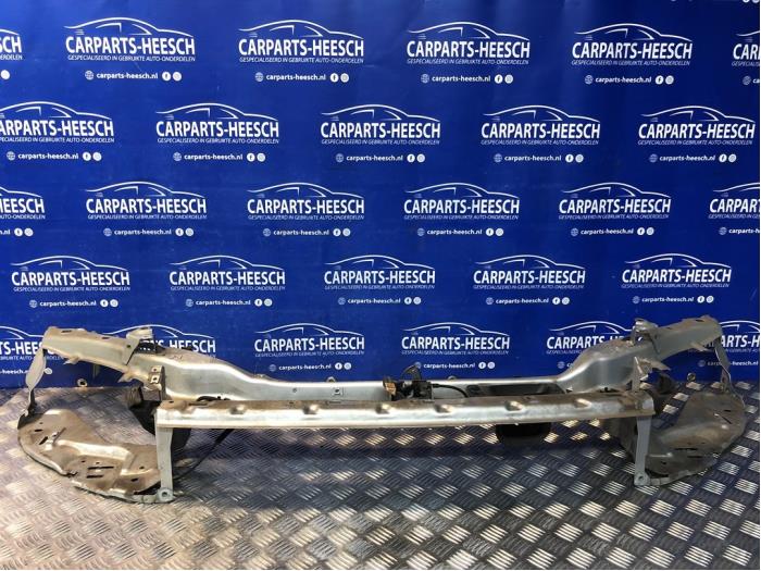Używane Panel przedni Volvo S40 (MS) 1.6 D 16V Cena € 75,00 Procedura marży oferowane przez Carparts Heesch