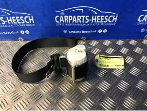 Used Front seatbelt, left Ford Focus 2 C+C 2.0 16V Price € 36,75 Margin scheme offered by Carparts Heesch