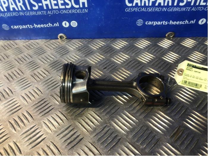 Usagé Piston Renault Captur Prix € 60,00 Règlement à la marge proposé par Carparts Heesch