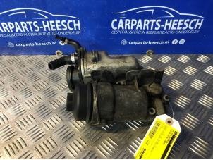 Used Oil filter housing Volvo XC70 (BZ) 2.4 D5 20V AWD Price € 47,25 Margin scheme offered by Carparts Heesch