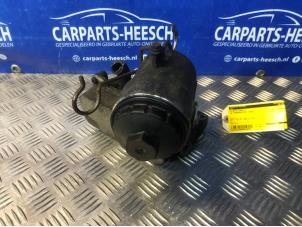 Używane Obudowa filtra oleju Volkswagen Transporter Cena € 78,75 Procedura marży oferowane przez Carparts Heesch