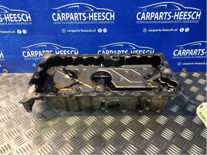 Gebrauchte Ölwanne Volvo V70 (SW) 2.4 D5 20V Preis € 75,00 Margenregelung angeboten von Carparts Heesch