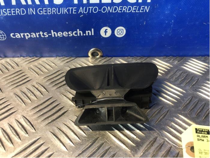 Begagnade Larmsensor BMW 3 serie (E92) 320i 16V Pris € 25,00 Marginaltabell erbjuds av Carparts Heesch
