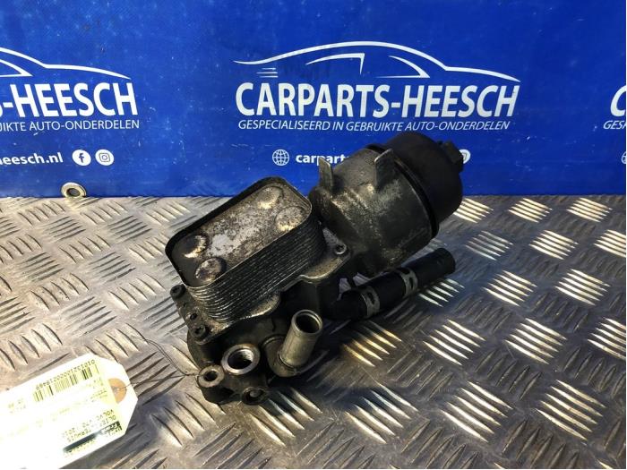 Gebrauchte Ölfiltergehäuse Volvo V70 (BW) 2.0 D 16V Preis € 35,00 Margenregelung angeboten von Carparts Heesch