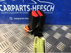 Usagé Insertion ceinture de sécurité arrière gauche Volvo V40 (MV) 1.6 D2 Prix € 21,00 Règlement à la marge proposé par Carparts Heesch