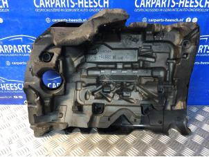 Abdeckblech Motor van een Opel Insignia 2.0 CDTI 16V 130 Ecotec 2011