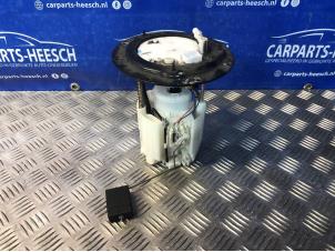 Usados Bomba eléctrica de combustible Mazda 5. Precio € 52,50 Norma de margen ofrecido por Carparts Heesch