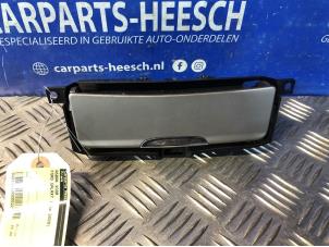 Gebrauchte Aschenbecher vorne Ford Galaxy (WA6) Preis € 21,00 Margenregelung angeboten von Carparts Heesch