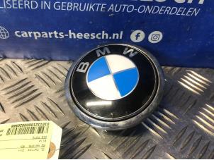Used Tailgate handle BMW 1 serie (E87/87N) 116i 1.6 16V Price € 15,75 Margin scheme offered by Carparts Heesch