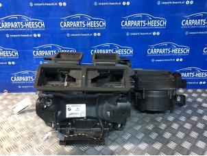 Used Heater housing BMW 3 serie Touring (E91) 318i 16V Price € 78,75 Margin scheme offered by Carparts Heesch