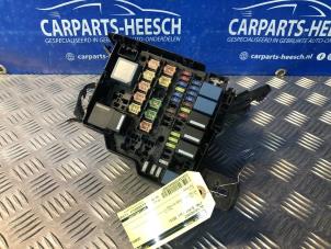 Usagé Porte fusible Ford B-Max (JK8) Prix € 63,00 Règlement à la marge proposé par Carparts Heesch